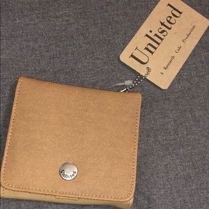 NWT Kenneth Cole wallet